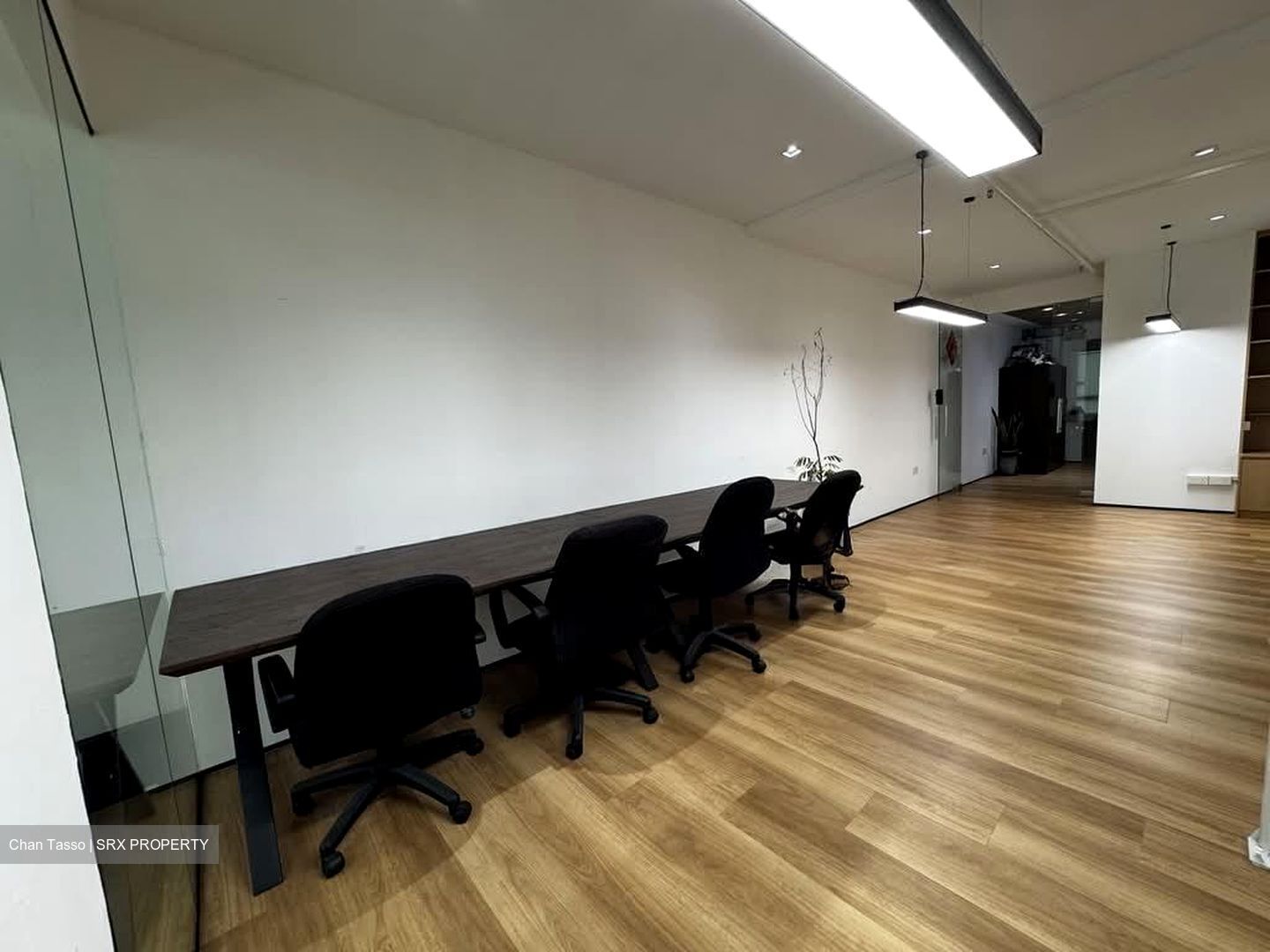 Oxley Bizhub (D14), Office #590664251